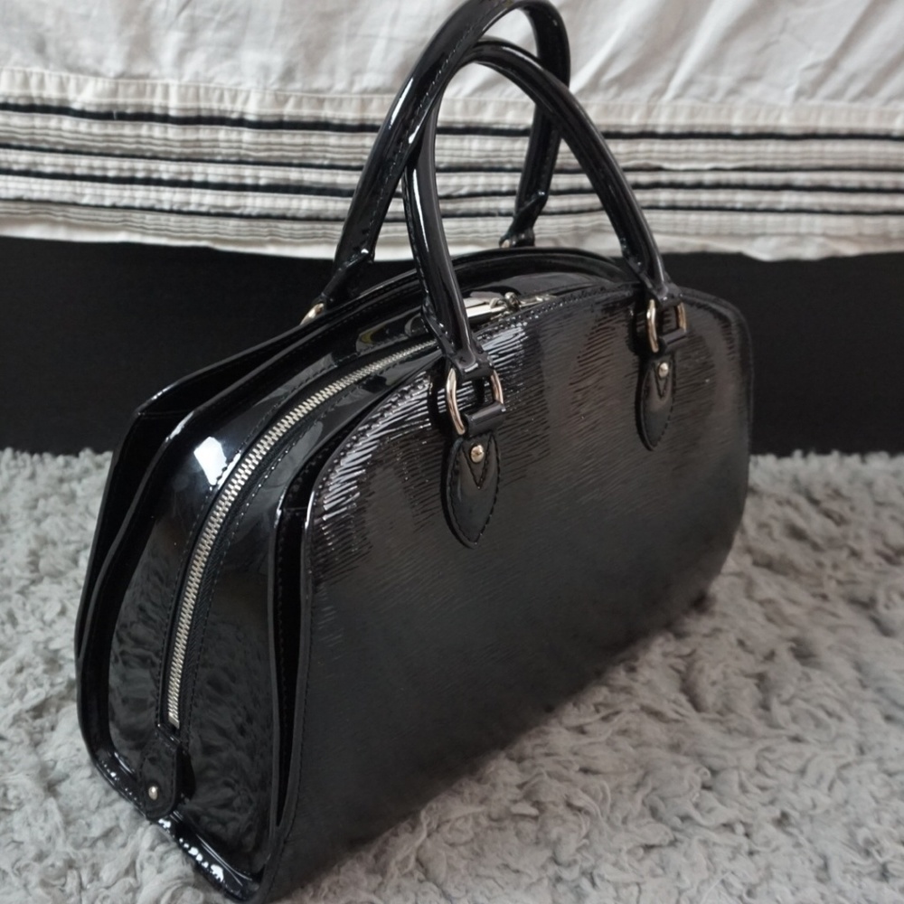Louis Vuitton black Electric Epi Leather Pont Neuf